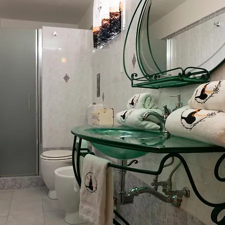 Casa de hóspedes Le Streghe E Art,centralissimo Con Garage Su Richiesta